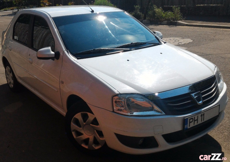 Renault logan black line