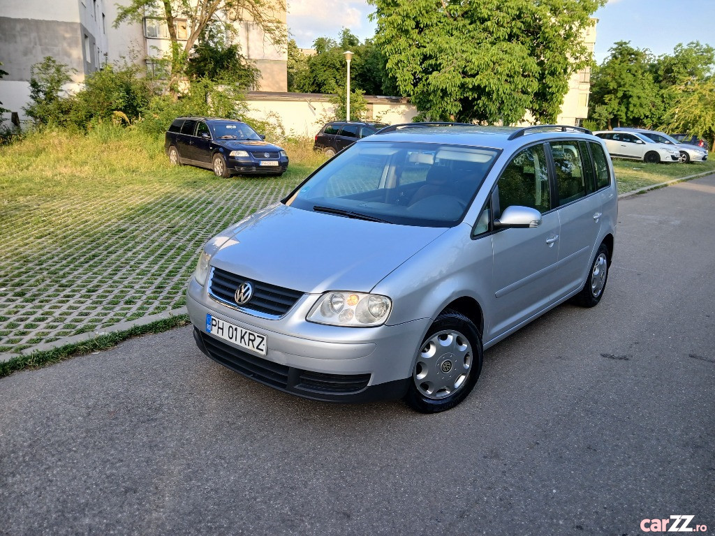VOLKSWAGEN Touran 2006