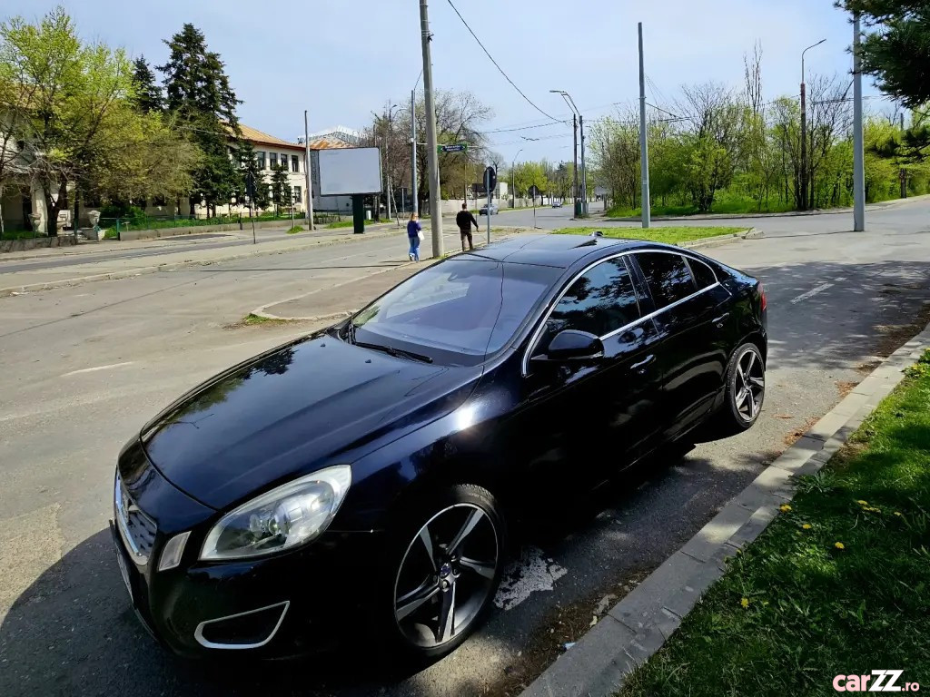 VOLVO S60 2013