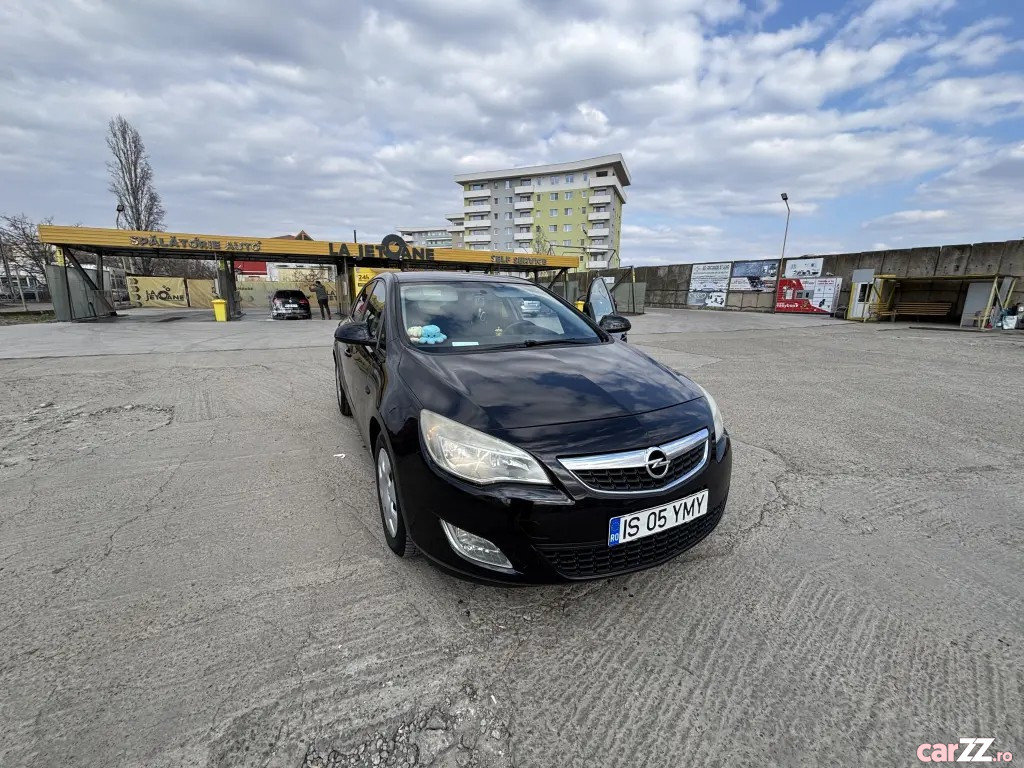 OPEL Astra 2011 — imagine 7