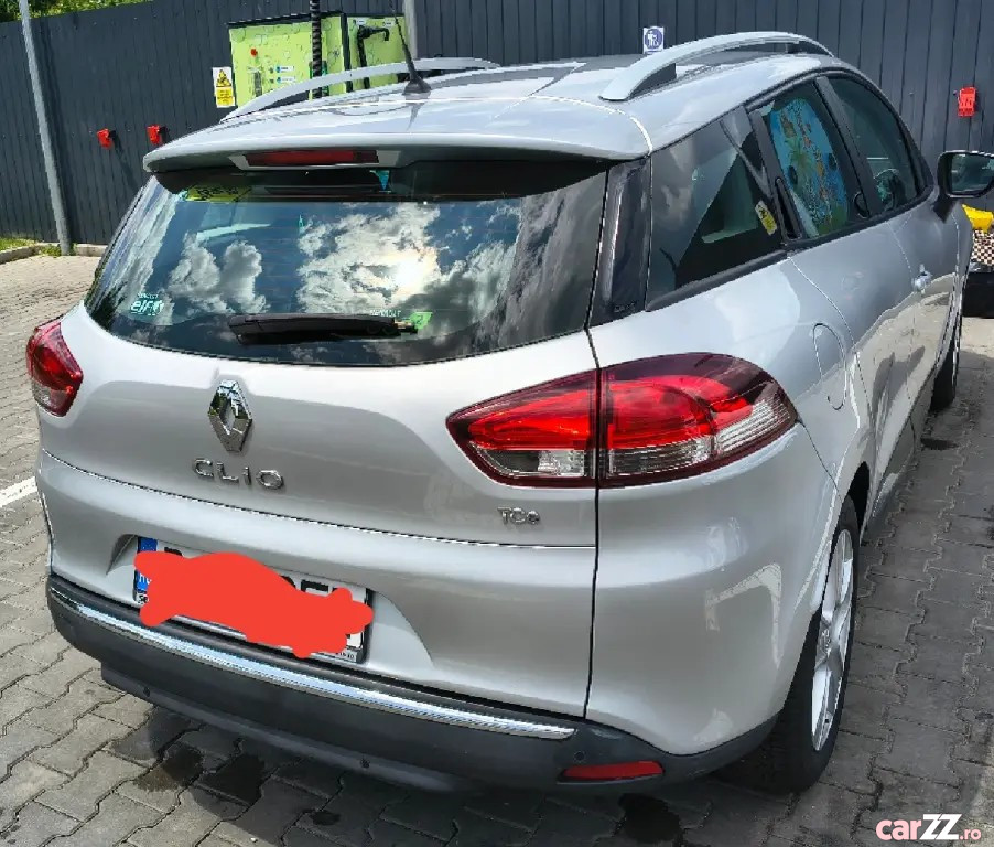 RENAULT Clio 2015