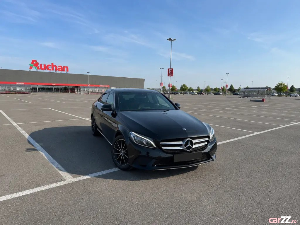 MERCEDES-BENZ Unknown Model 2020