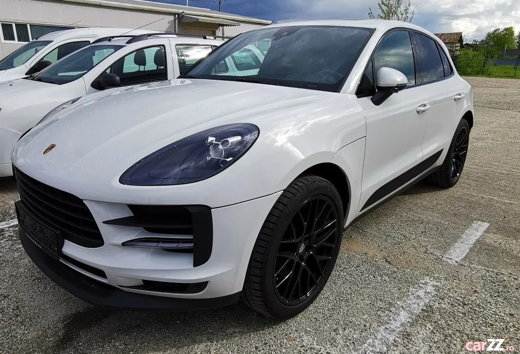 PORSCHE Macan 2019