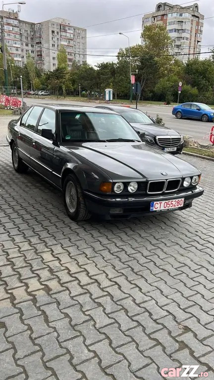 BMW 7 Series 1990