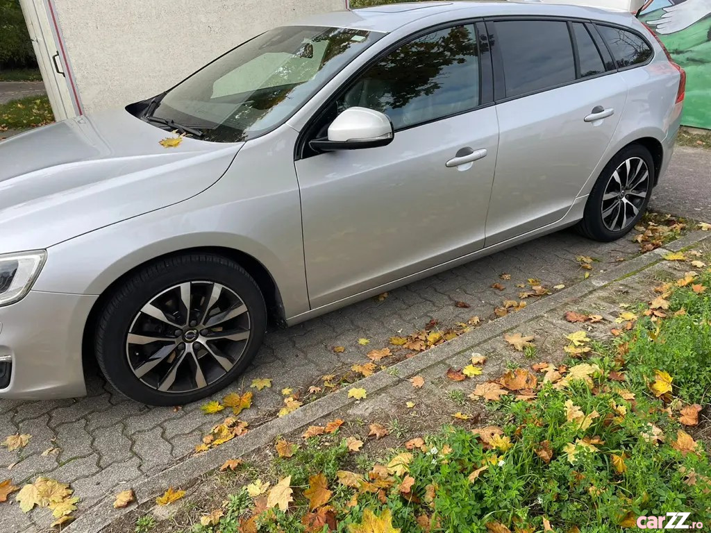 VOLVO V60 2017