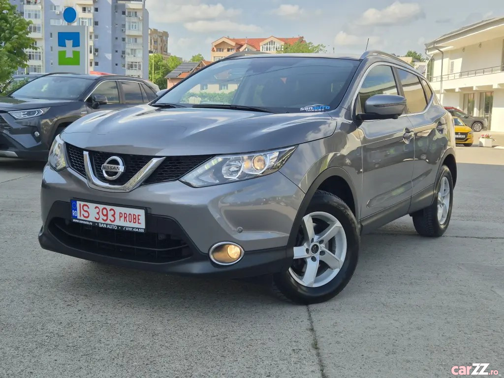 NISSAN Qashqai 2015