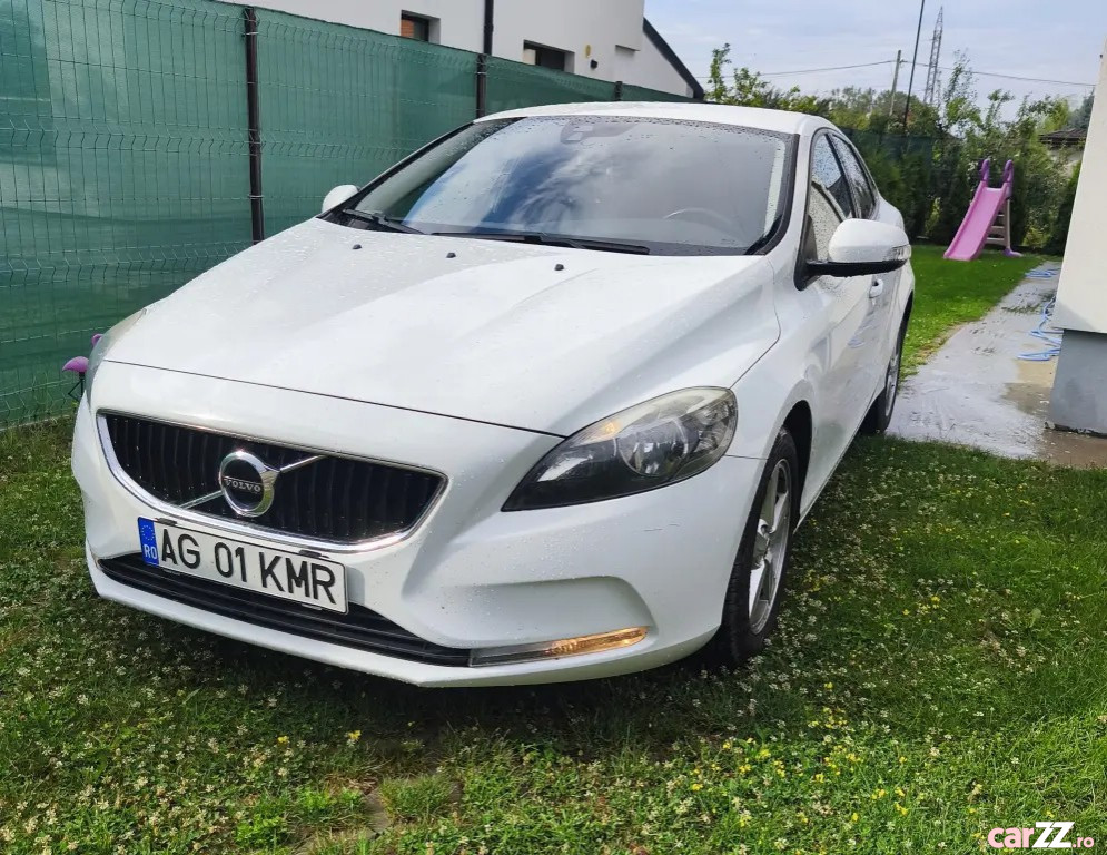 VOLVO V40 2017 — imagine 9