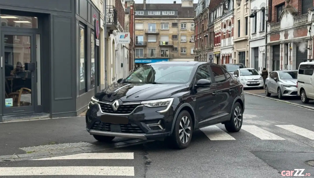 RENAULT Arkana