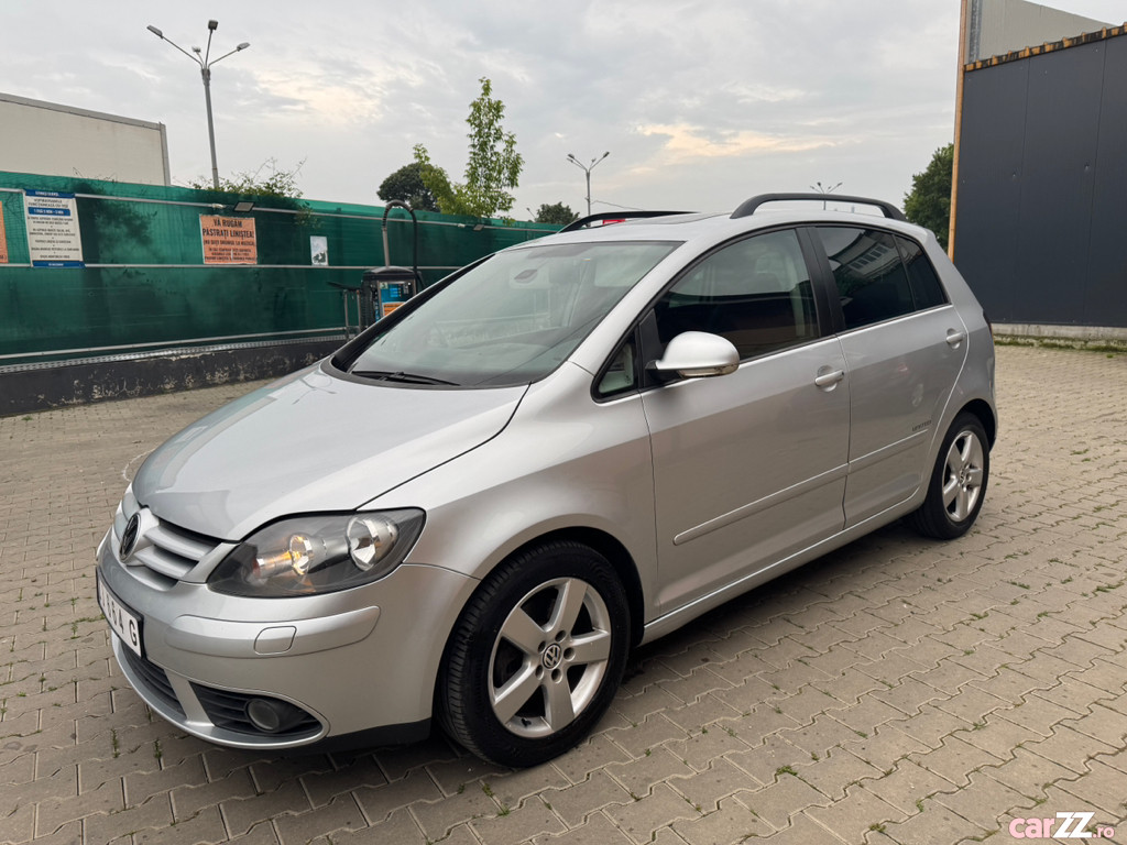 VOLKSWAGEN Golf 2009