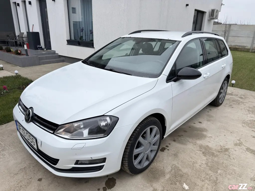 VOLKSWAGEN Golf 2015