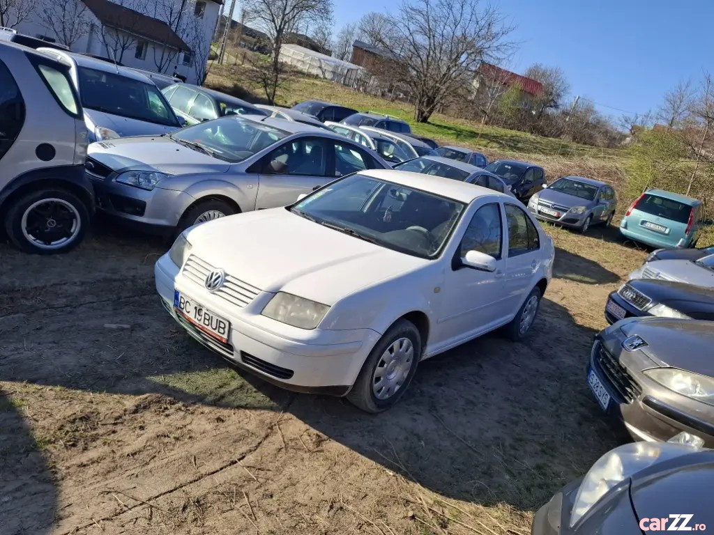 VOLKSWAGEN Bora 2003