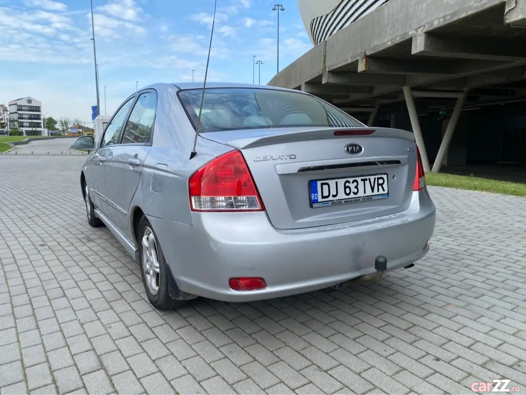 KIA Cerato 2007 — imagine 9