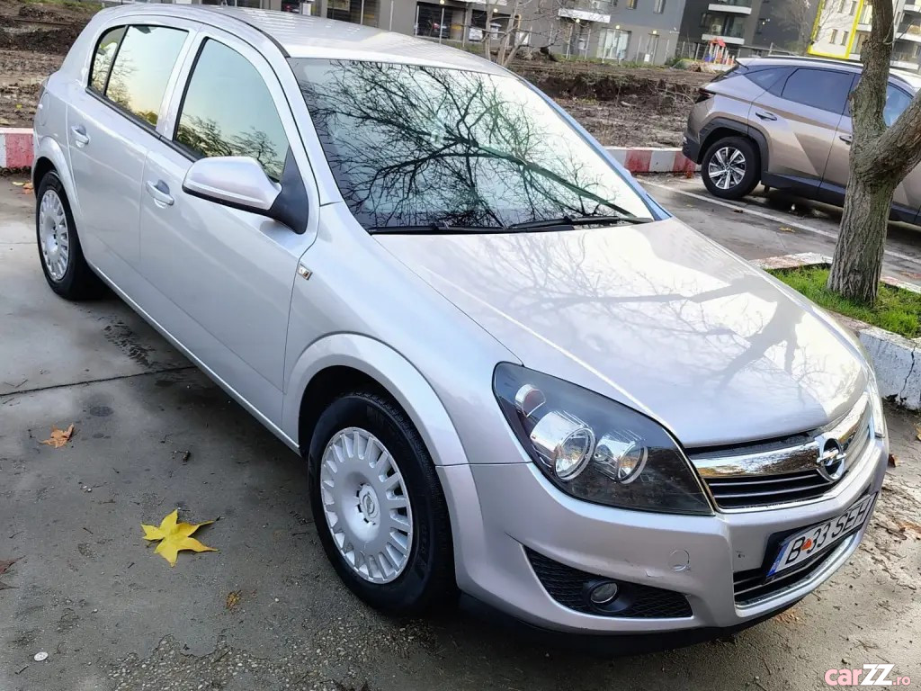 OPEL Astra 2011 — imagine 14