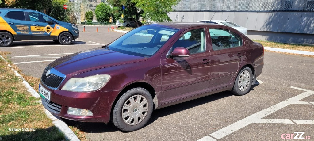 SKODA Octavia 2010 — imagine 11