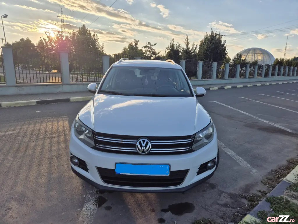 VOLKSWAGEN Tiguan 2012 — imagine 9