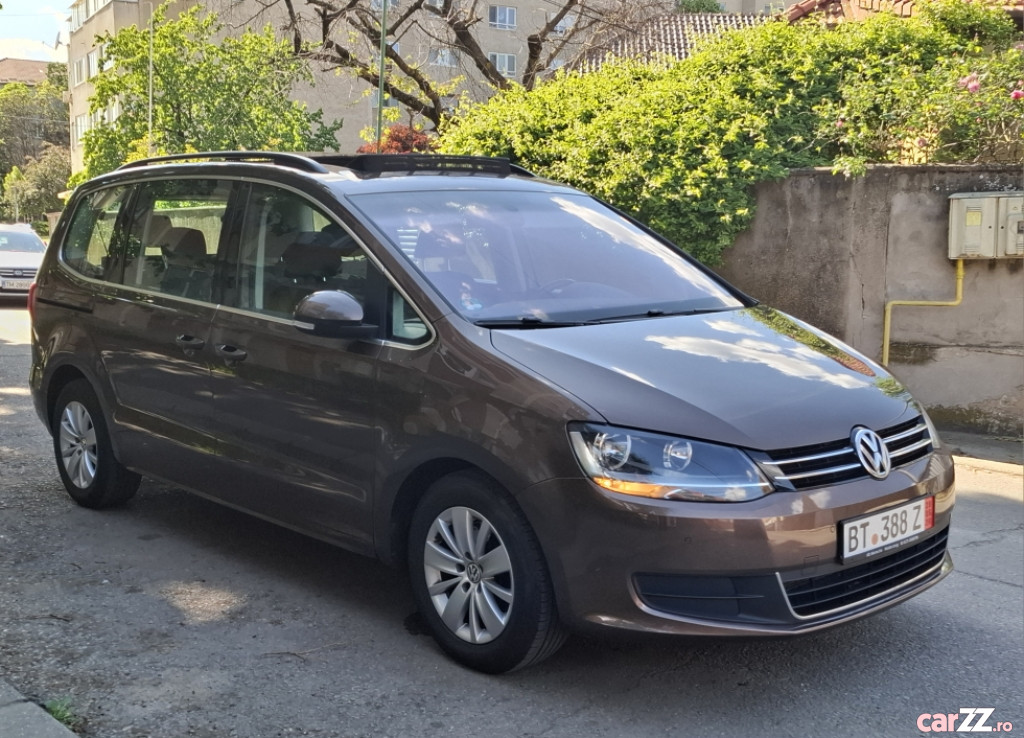 VOLKSWAGEN Sharan 2011