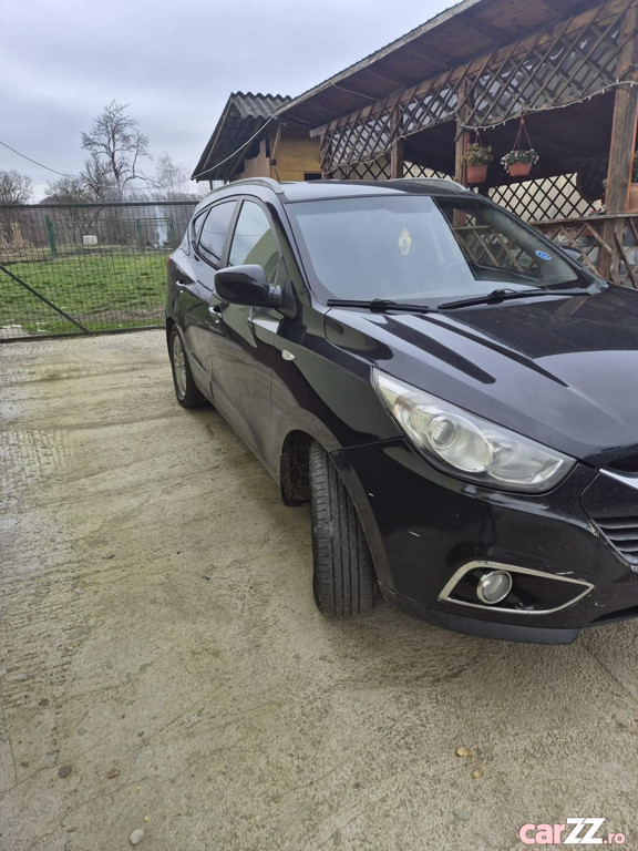 HYUNDAI ix35 2010 — imagine 8