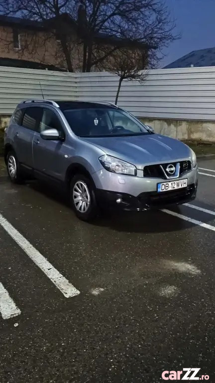 NISSAN Qashqai 2011