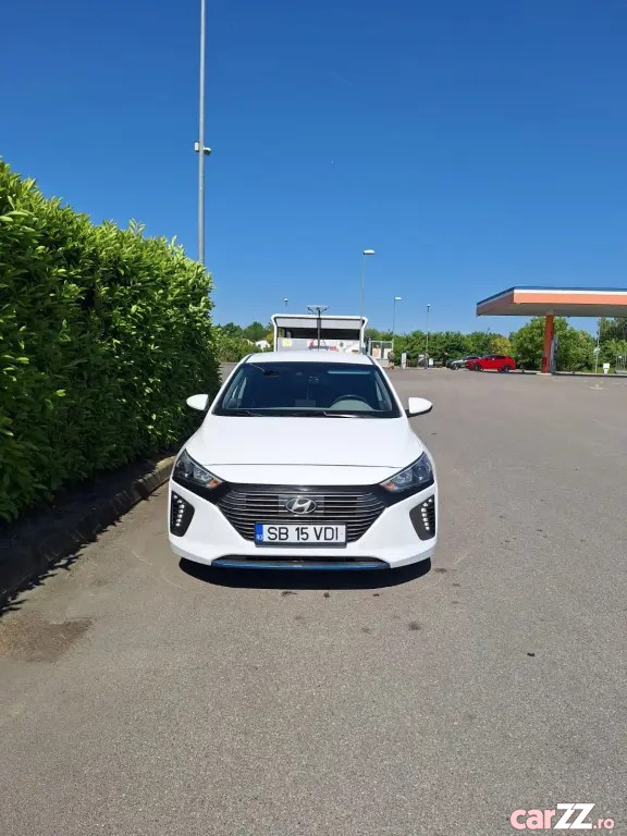 HYUNDAI Ioniq