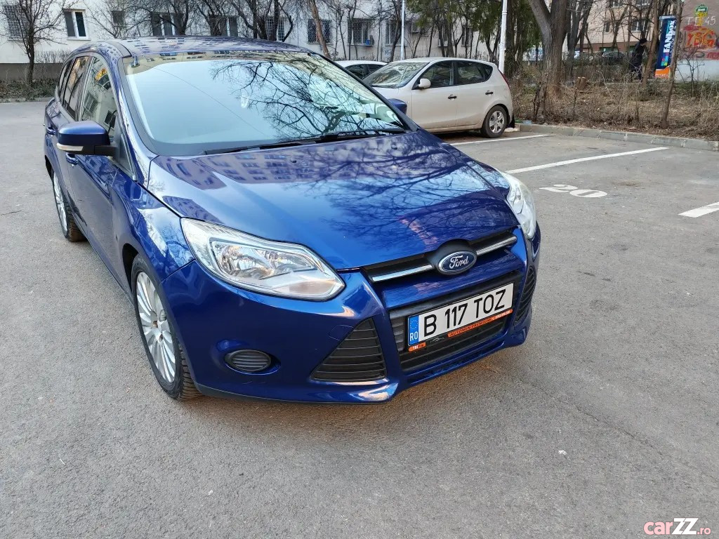FORD Focus 2013 — imagine 23