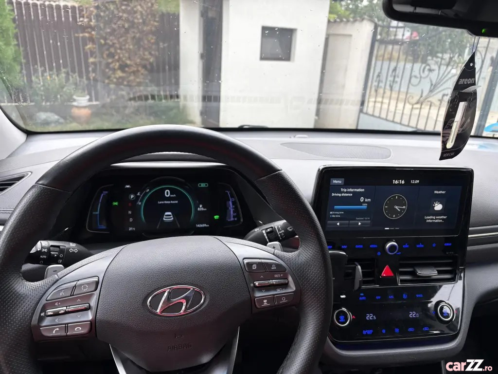 HYUNDAI Ioniq