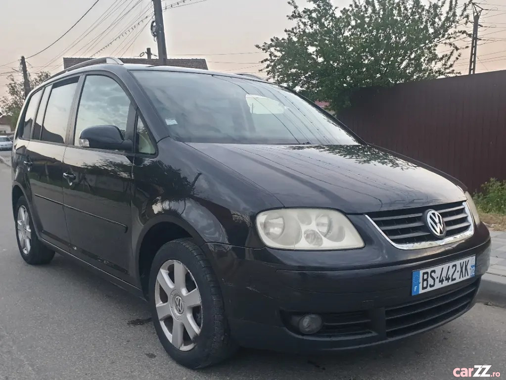 VOLKSWAGEN Touran 2004 — imagine 9