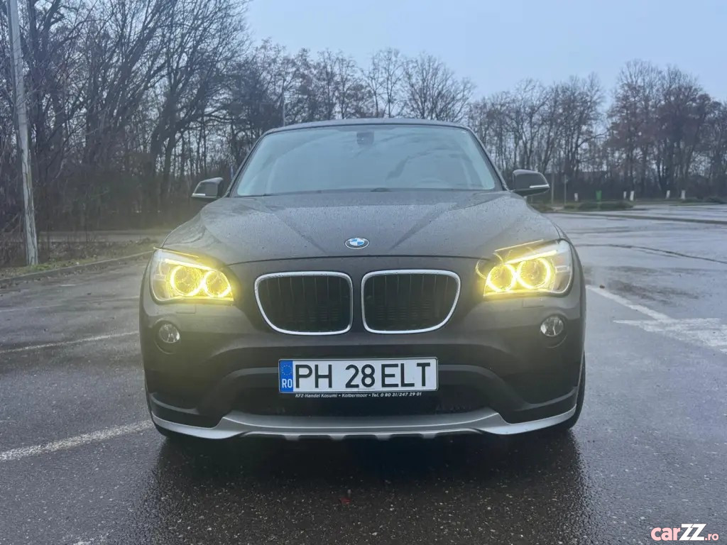 BMW X1 2015 — imagine 19