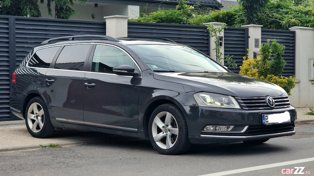 VOLKSWAGEN Passat 2012
