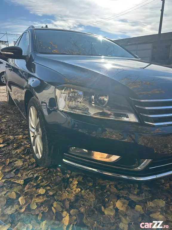 VOLKSWAGEN Passat 2012