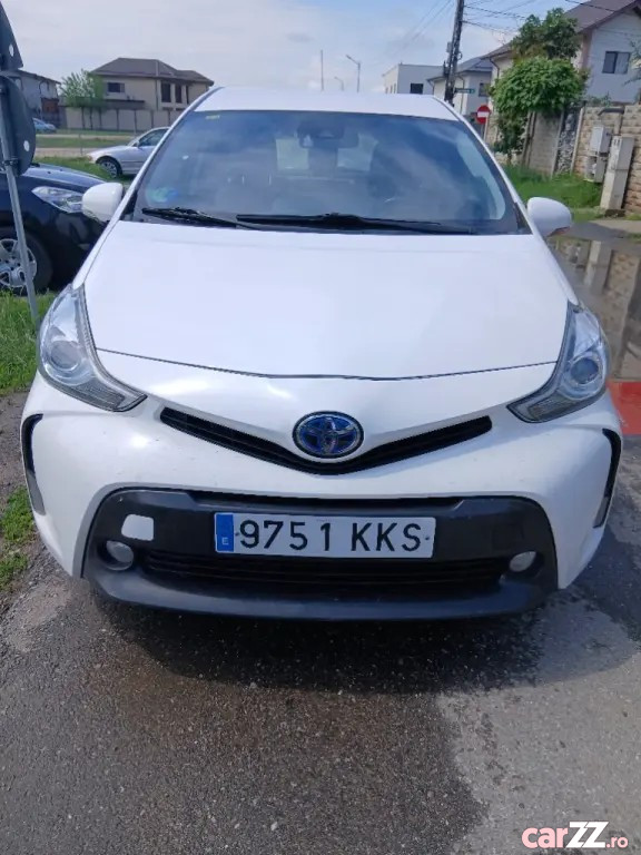 TOYOTA Prius 2018
