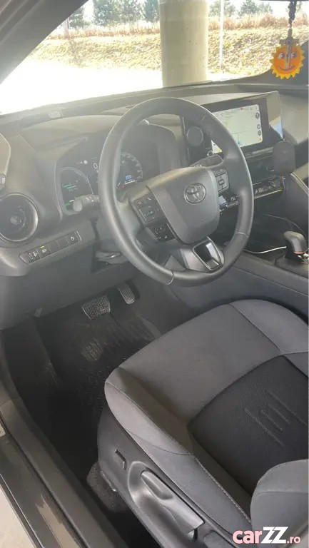 TOYOTA C-HR 2025