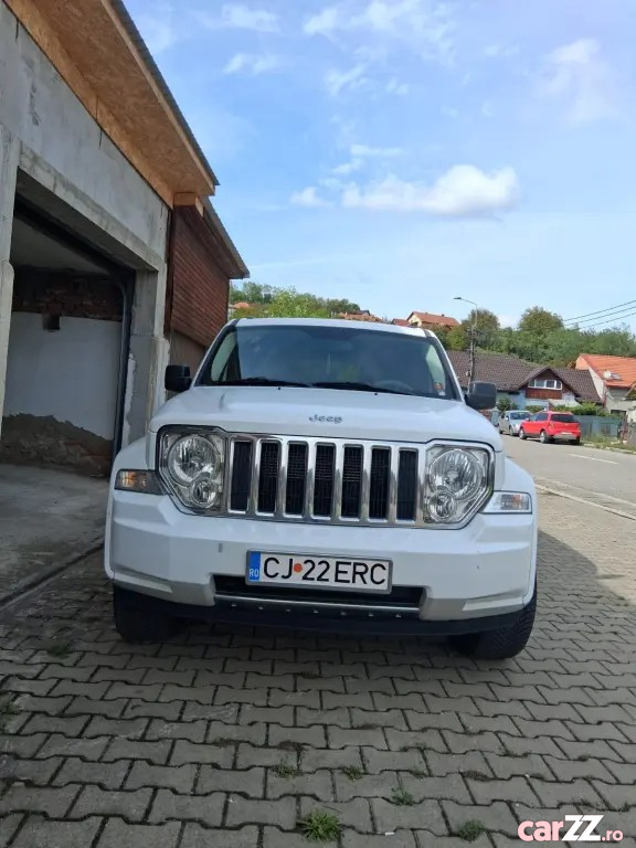 JEEP Cherokee 2012 — imagine 9