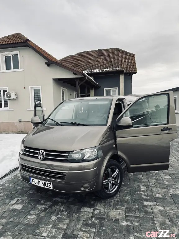 VOLKSWAGEN Transporter 2010