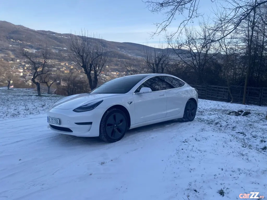 TESLA Unknown Model 2020