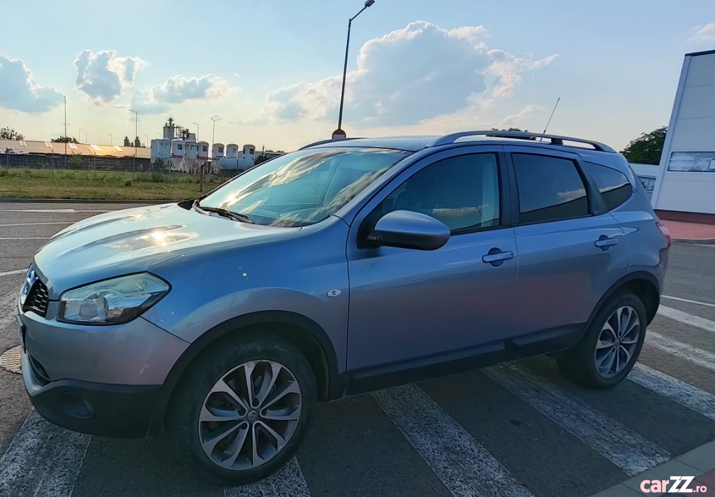 NISSAN Unknown Model