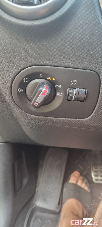 SEAT Leon 2009 — imagine 10