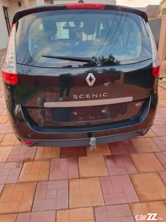 RENAULT Unknown Model 2011