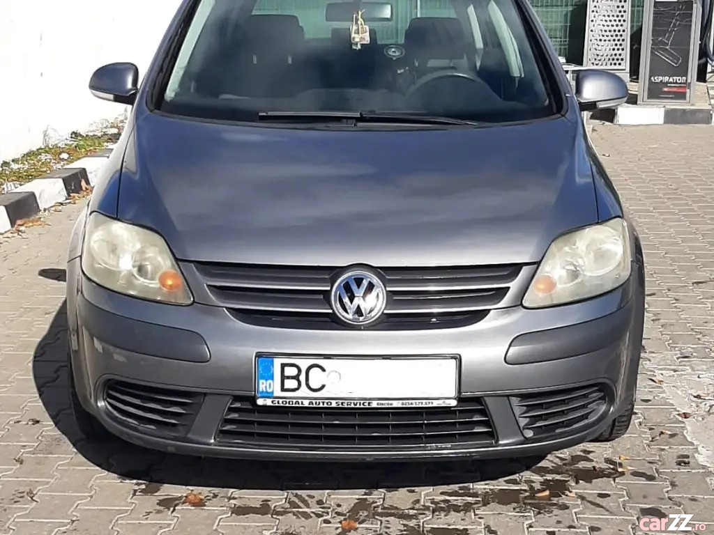 VOLKSWAGEN Golf Plus
