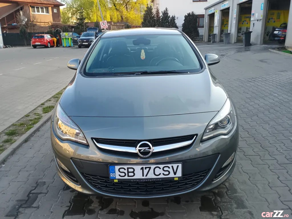 OPEL Astra 2018