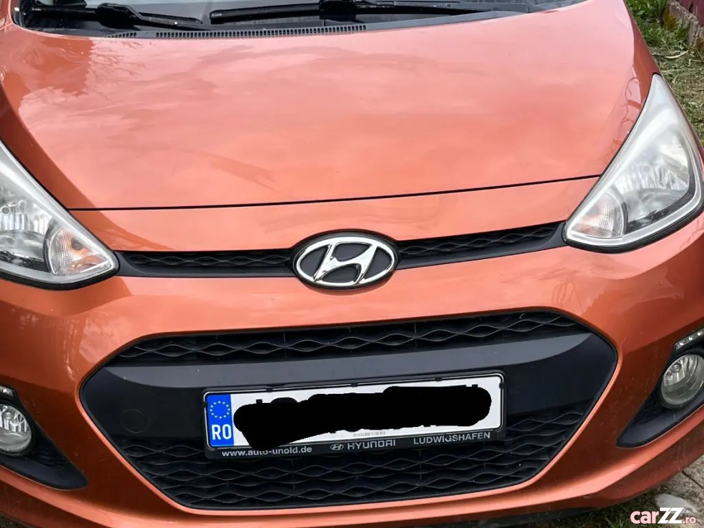HYUNDAI i10