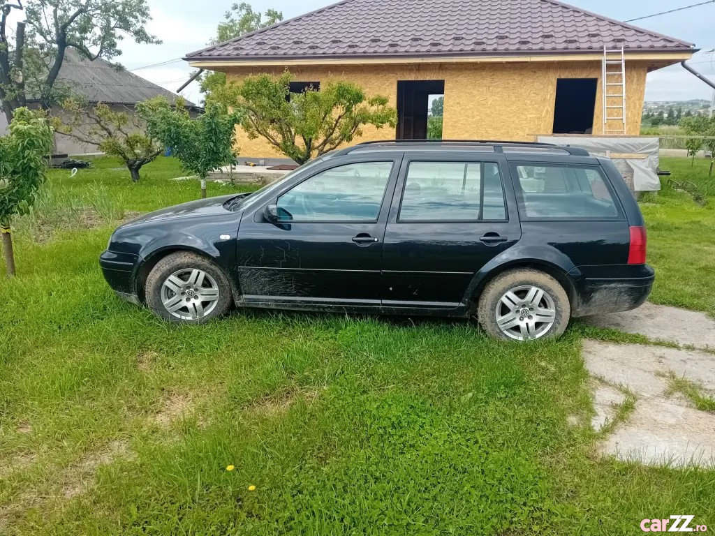VOLKSWAGEN Golf 2002