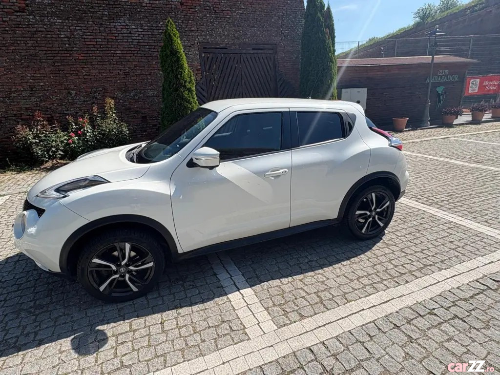 NISSAN Juke 2017