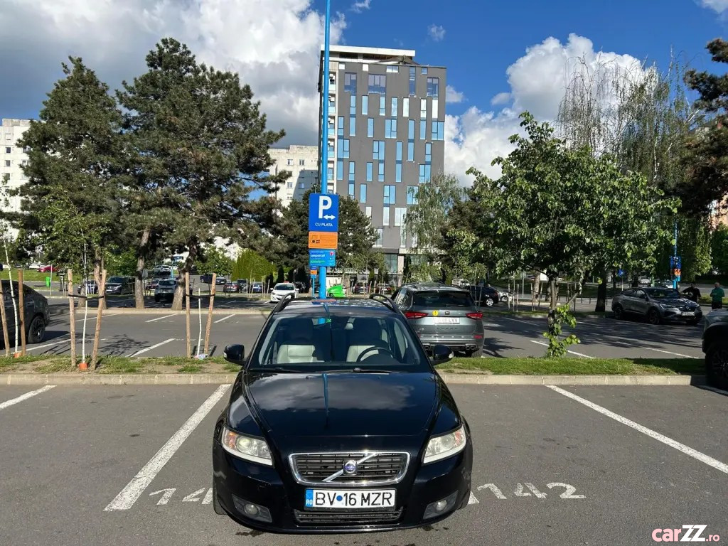 VOLVO V50 2009