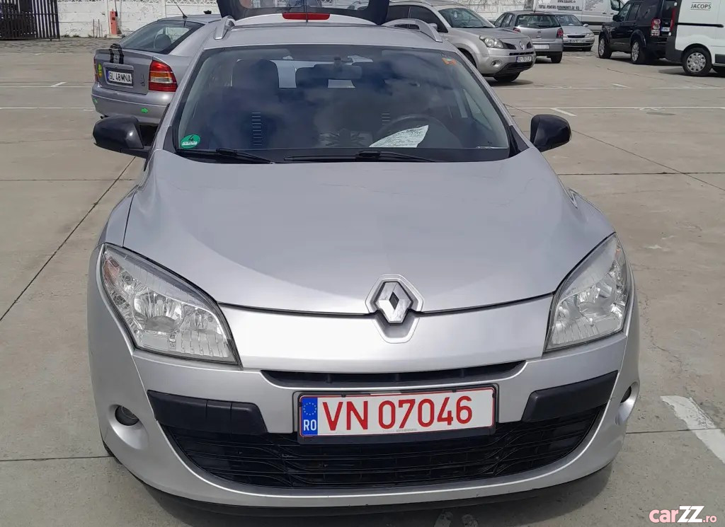 RENAULT Megane