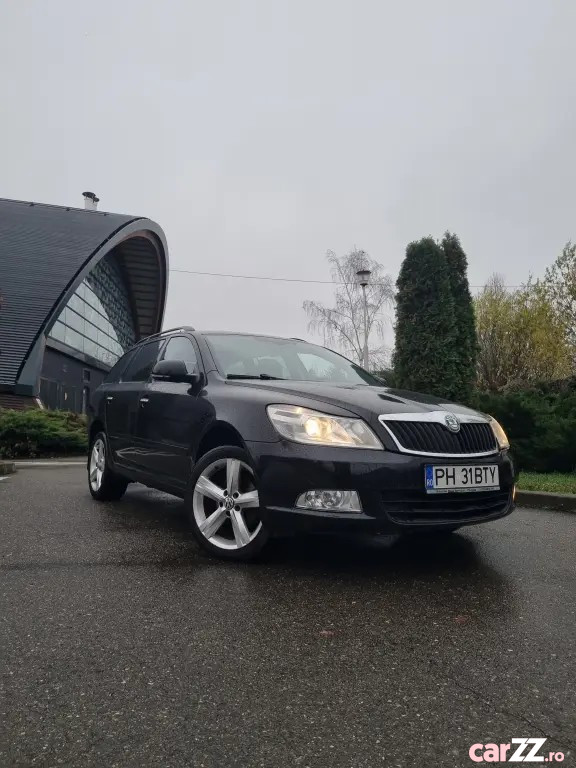 SKODA Octavia 2011