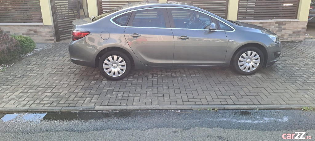 OPEL Astra 2018