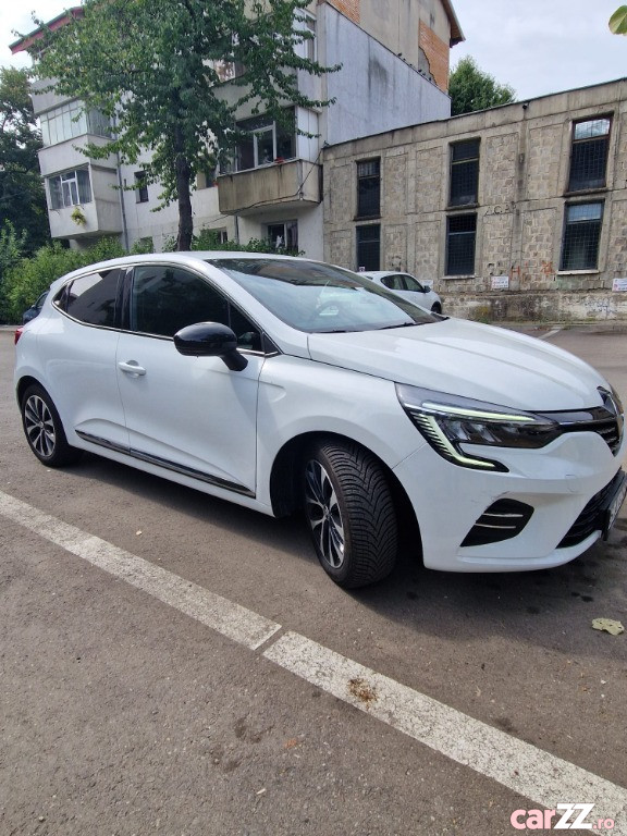 RENAULT Clio 2023 — imagine 14