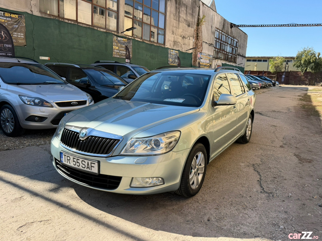 SKODA Octavia 2010 — imagine 10