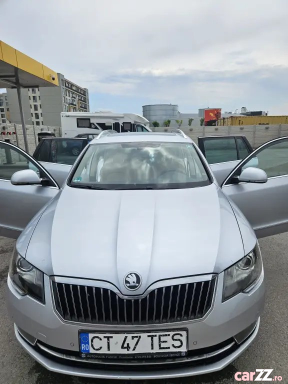 SKODA Superb 2013 — imagine 10