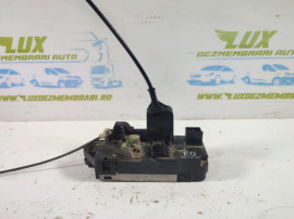 Broasca incuietoare usa stanga spate 24414138 Opel Corsa C [